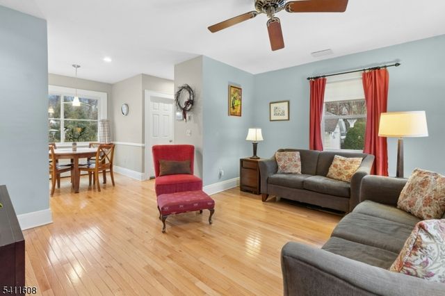 606 Dorian Rd, Westfield Town, NJ 07090