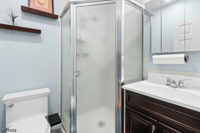 606 Dorian Rd, Westfield Town, NJ 07090