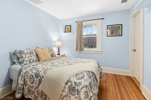 606 Dorian Rd, Westfield Town, NJ 07090