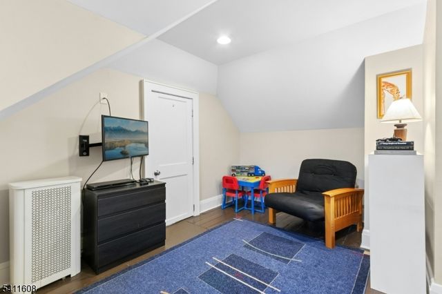 606 Dorian Rd, Westfield Town, NJ 07090