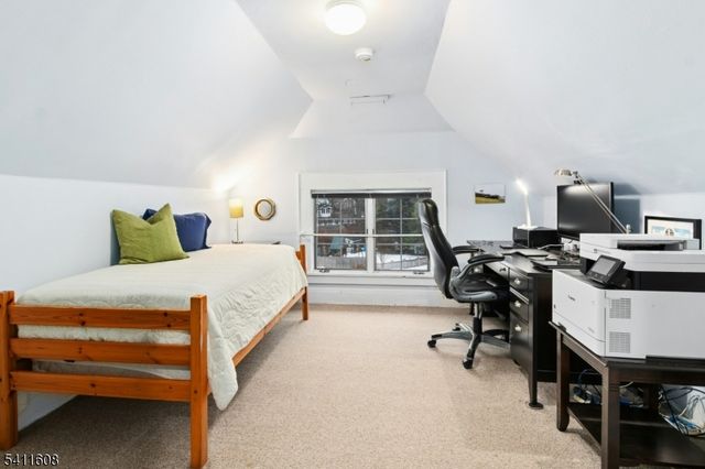 606 Dorian Rd, Westfield Town, NJ 07090