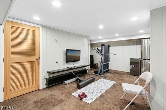 606 Dorian Rd, Westfield Town, NJ 07090