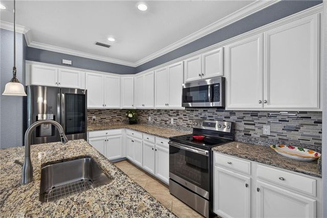 11580 Shady Blossom DR, Fort Myers, FL 33913