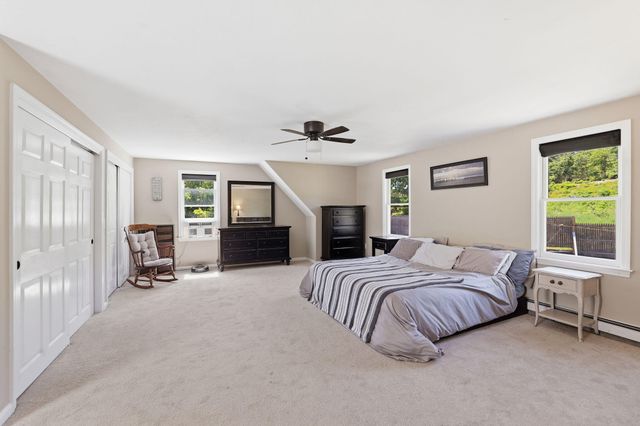 10 Marthas Way, Centerville, MA 02632