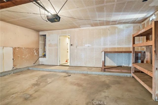 20259 Ingomar Street, Winnetka, CA 91306