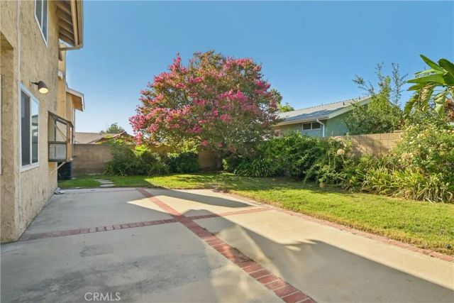 20259 Ingomar Street, Winnetka, CA 91306