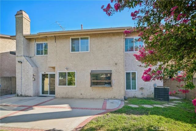 20259 Ingomar Street, Winnetka, CA 91306