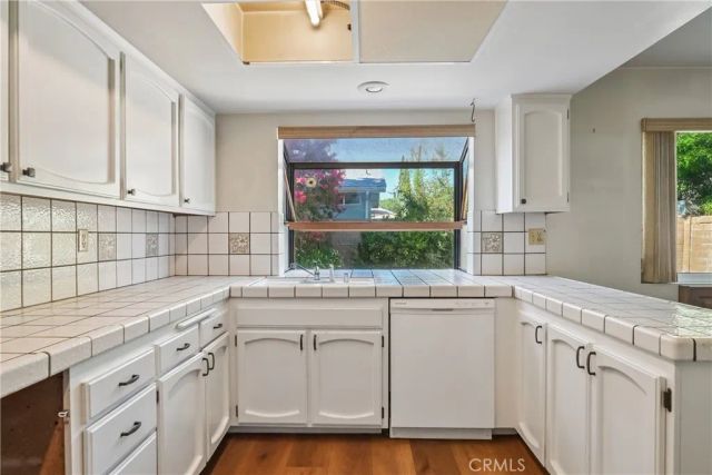 20259 Ingomar Street, Winnetka, CA 91306