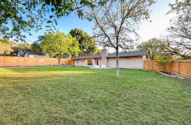 2504 Deerfoot TRL, Austin, TX 78704