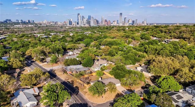 2504 Deerfoot TRL, Austin, TX 78704