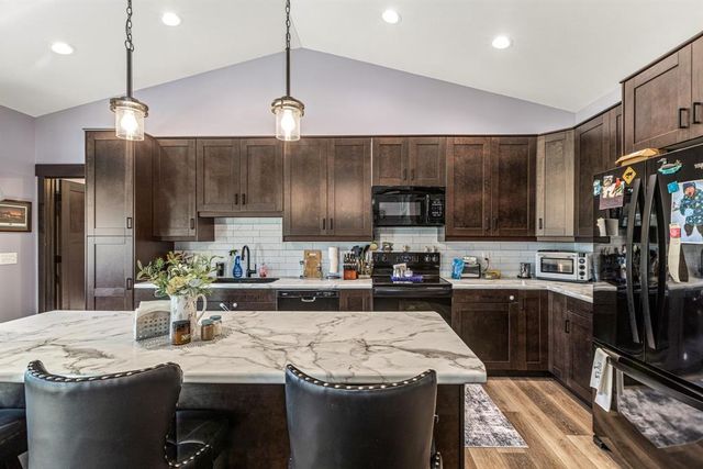 3403 Iris Drive, Eau Claire, WI 54703