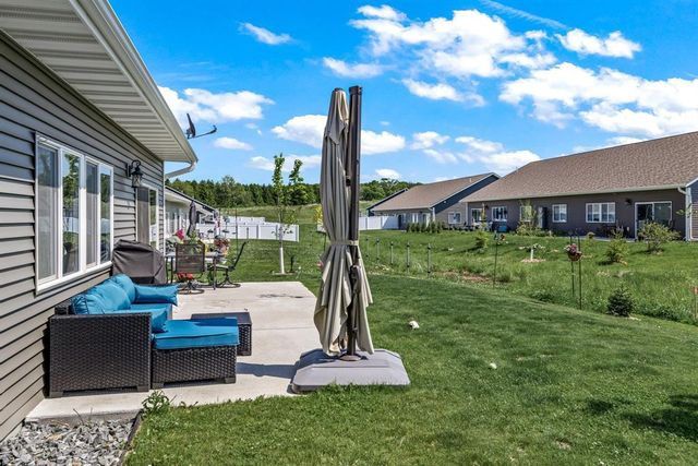 3403 Iris Drive, Eau Claire, WI 54703