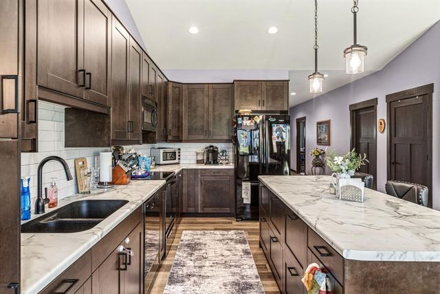 3403 Iris Drive, Eau Claire, WI 54703