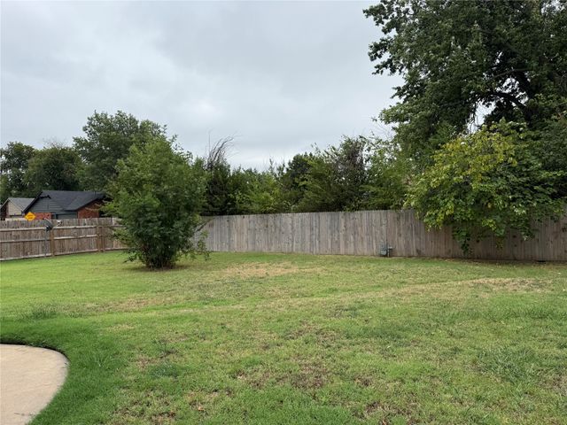 10030 E 28TH Street, Tulsa, OK 74112