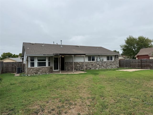10030 E 28TH Street, Tulsa, OK 74112
