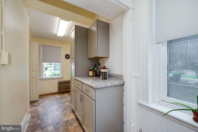 63 S WHITEOAK ST, Kutztown, PA 19530
