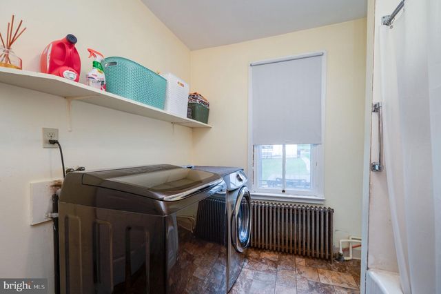 63 S WHITEOAK ST, Kutztown, PA 19530