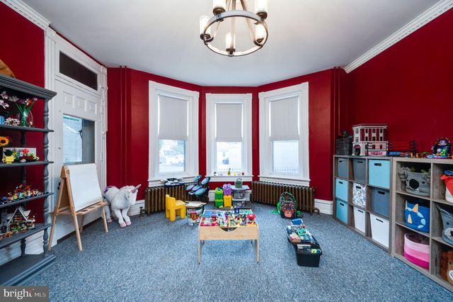 63 S WHITEOAK ST, Kutztown, PA 19530