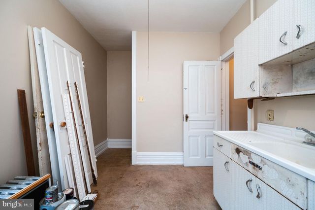 63 S WHITEOAK ST, Kutztown, PA 19530