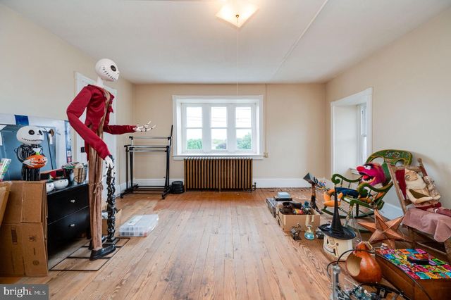 63 S WHITEOAK ST, Kutztown, PA 19530