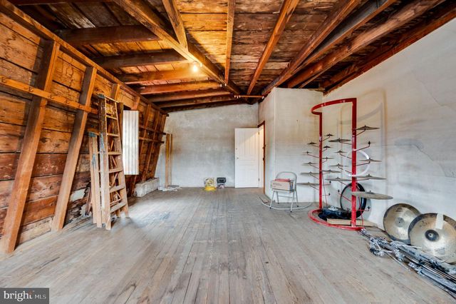 63 S WHITEOAK ST, Kutztown, PA 19530
