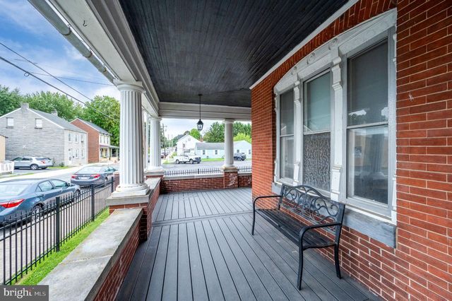 63 S WHITEOAK ST, Kutztown, PA 19530
