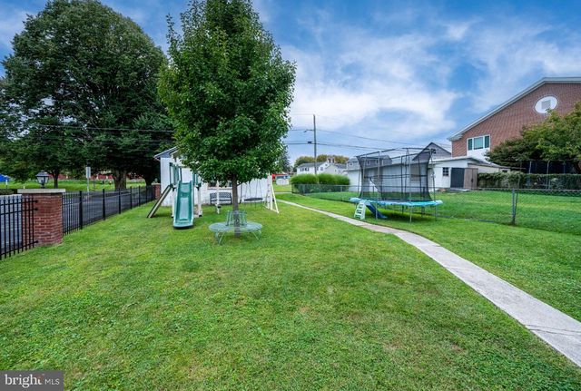 63 S WHITEOAK ST, Kutztown, PA 19530