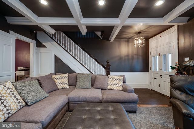63 S WHITEOAK ST, Kutztown, PA 19530