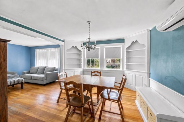 117 Spring St, Hull, MA 02045