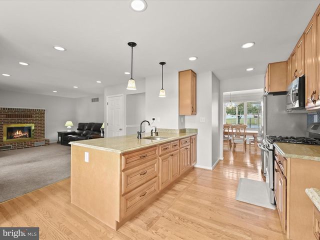 7911 RED GLOBE CT, Severn, MD 21144