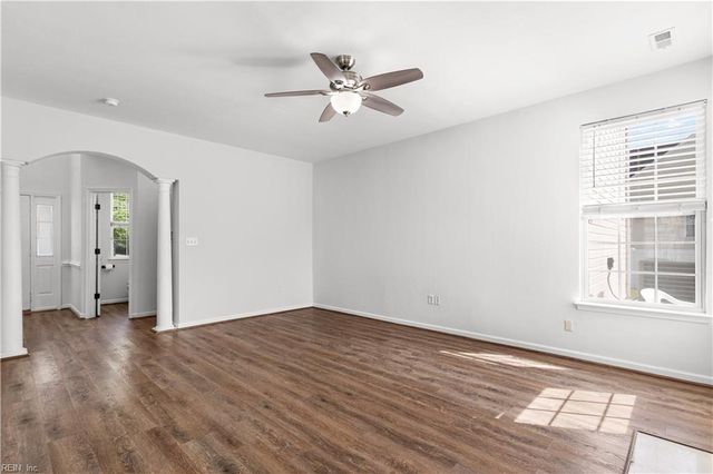 219 Tracy DR, Suffolk, VA 23434