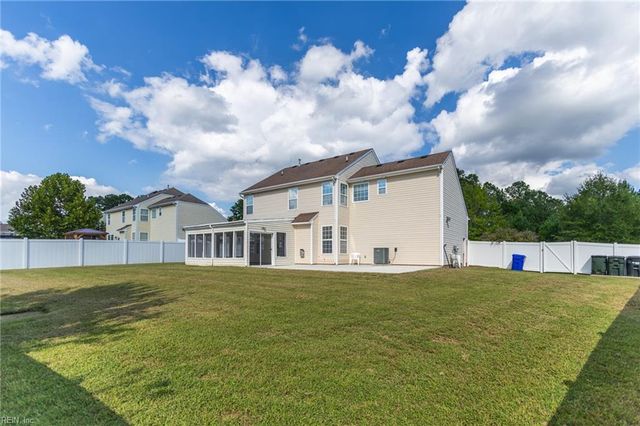 219 Tracy DR, Suffolk, VA 23434
