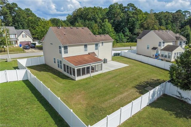 219 Tracy DR, Suffolk, VA 23434