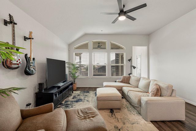 224 Gamble DR, Buda, TX 78610