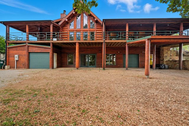 2024 Dogwood Tree Road, Reeds Spring, MO 65737