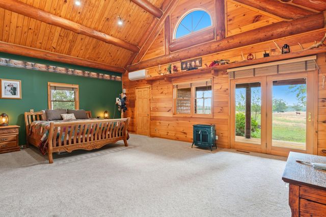 2024 Dogwood Tree Road, Reeds Spring, MO 65737