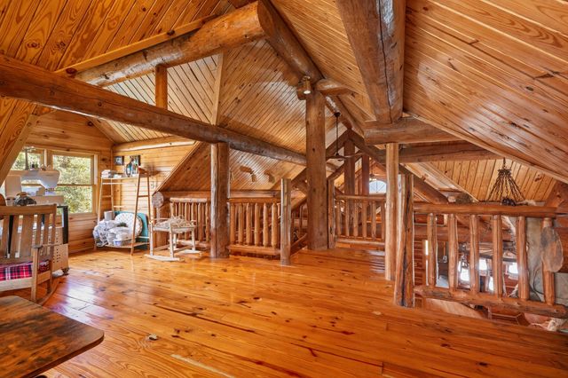 2024 Dogwood Tree Road, Reeds Spring, MO 65737