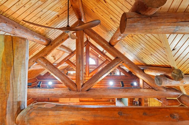 2024 Dogwood Tree Road, Reeds Spring, MO 65737