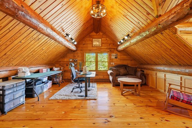 2024 Dogwood Tree Road, Reeds Spring, MO 65737