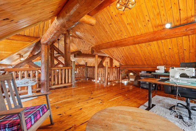 2024 Dogwood Tree Road, Reeds Spring, MO 65737