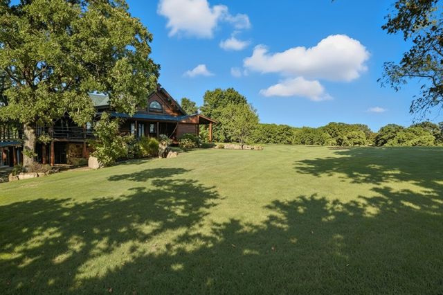 2024 Dogwood Tree Road, Reeds Spring, MO 65737
