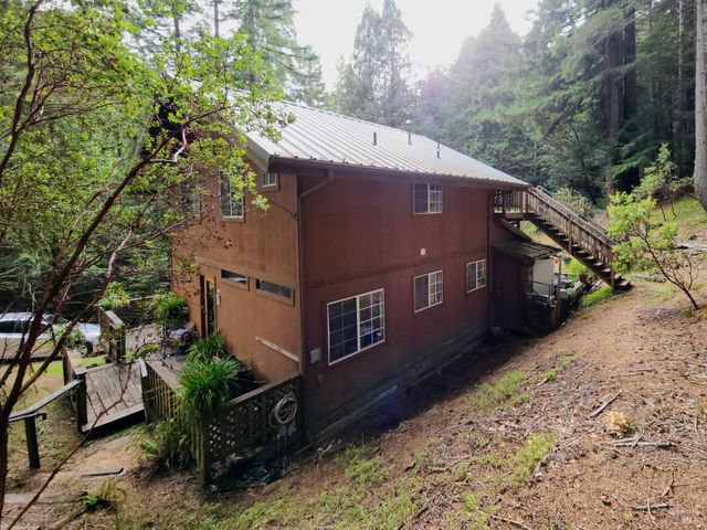 8080 Surprise Valley Rd, Comptche, CA 95427
