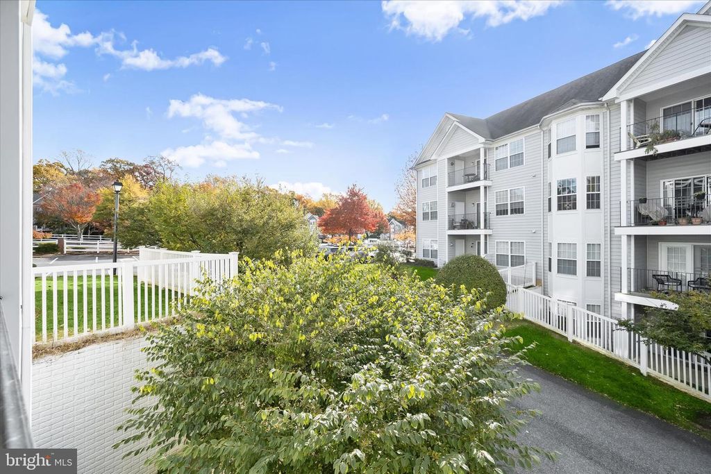 Image 44 of property listing at 1974 SCOTTS CROSSING WAY #102, Annapolis, MD 21401