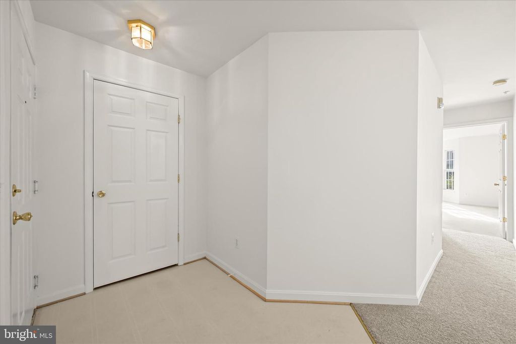 Image 7 of property listing at 1974 SCOTTS CROSSING WAY #102, Annapolis, MD 21401