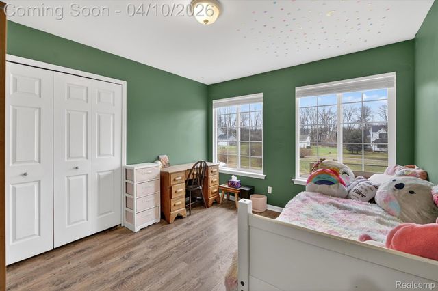 2454 Calvin Court, Hamburg Township, MI 48169