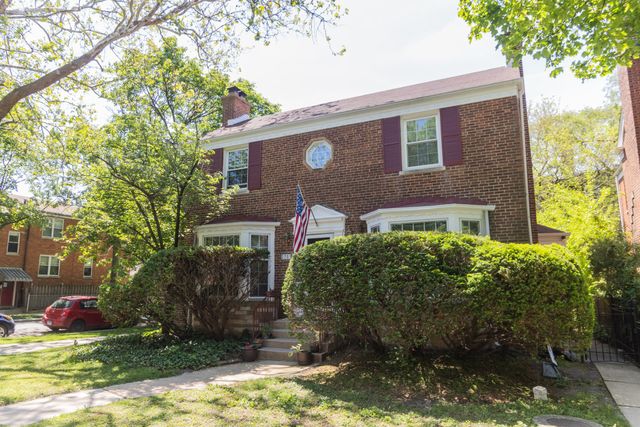 2701 W Fitch Avenue, Chicago, IL 60645