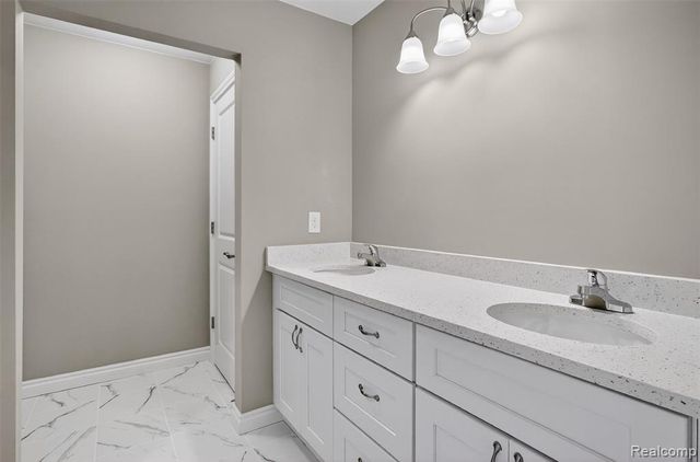 16545 Savor Lane 28, Clinton Township, MI 48035