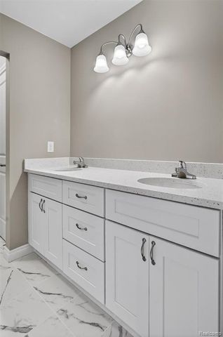16545 Savor Lane 28, Clinton Township, MI 48035