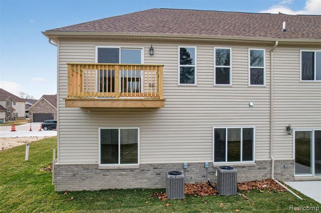 16545 Savor Lane 28, Clinton Township, MI 48035