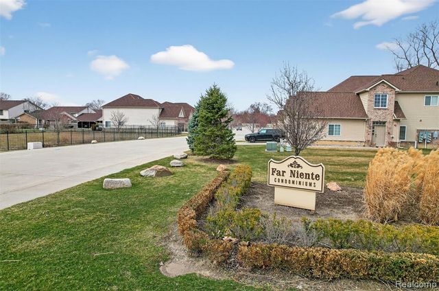 16545 Savor Lane 28, Clinton Township, MI 48035